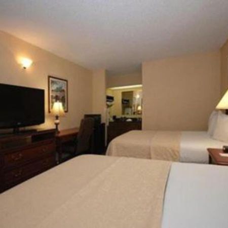 Quality Inn Бейнбридж Екстериор снимка