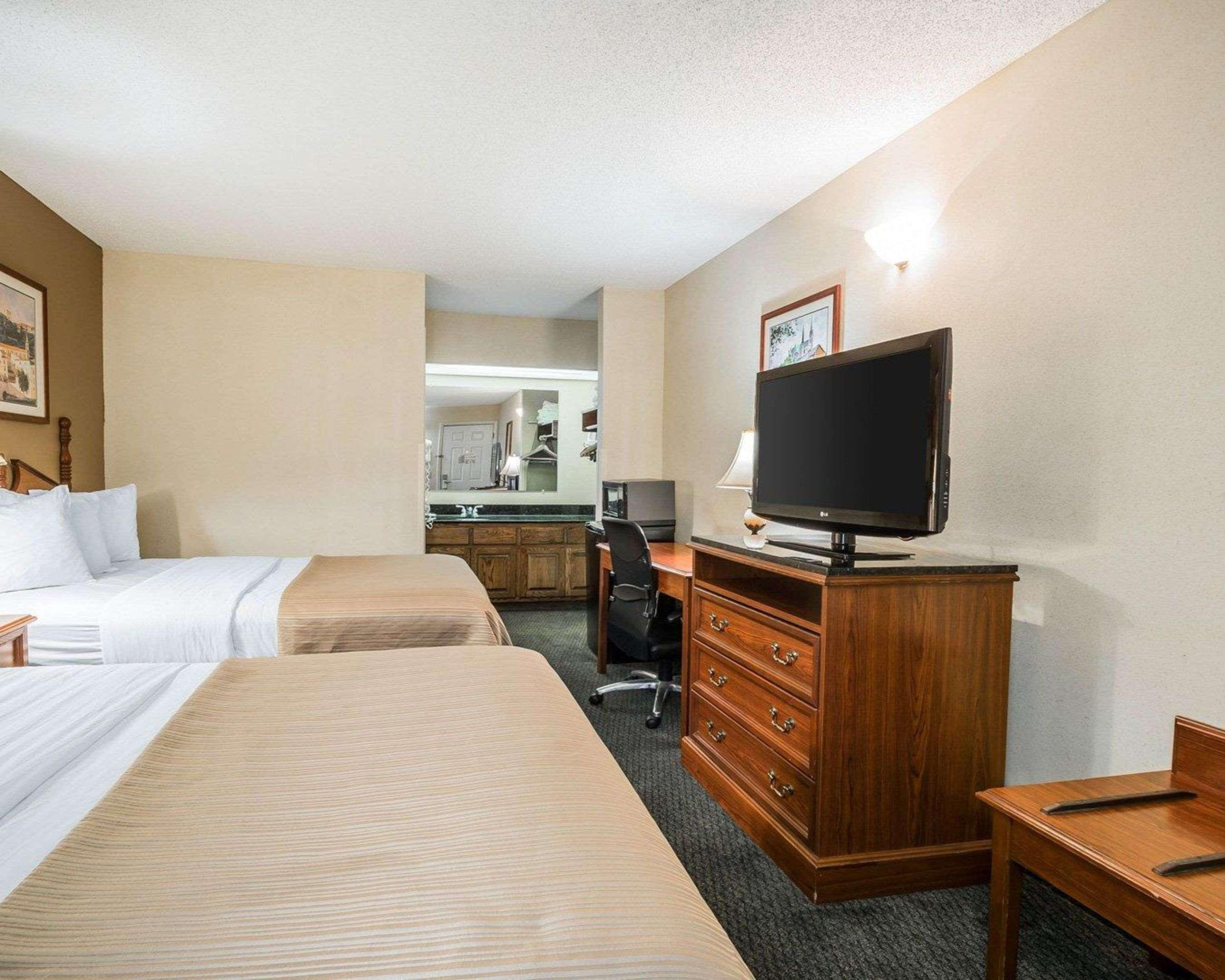 Quality Inn Бейнбридж Екстериор снимка