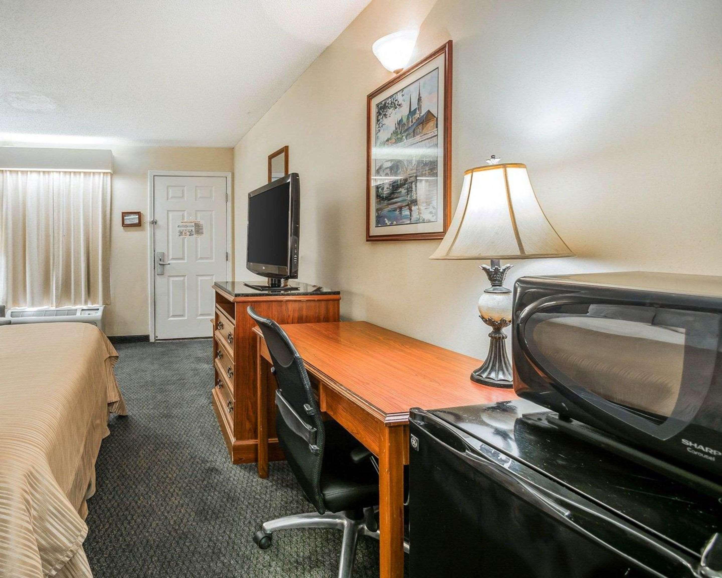 Quality Inn Бейнбридж Екстериор снимка